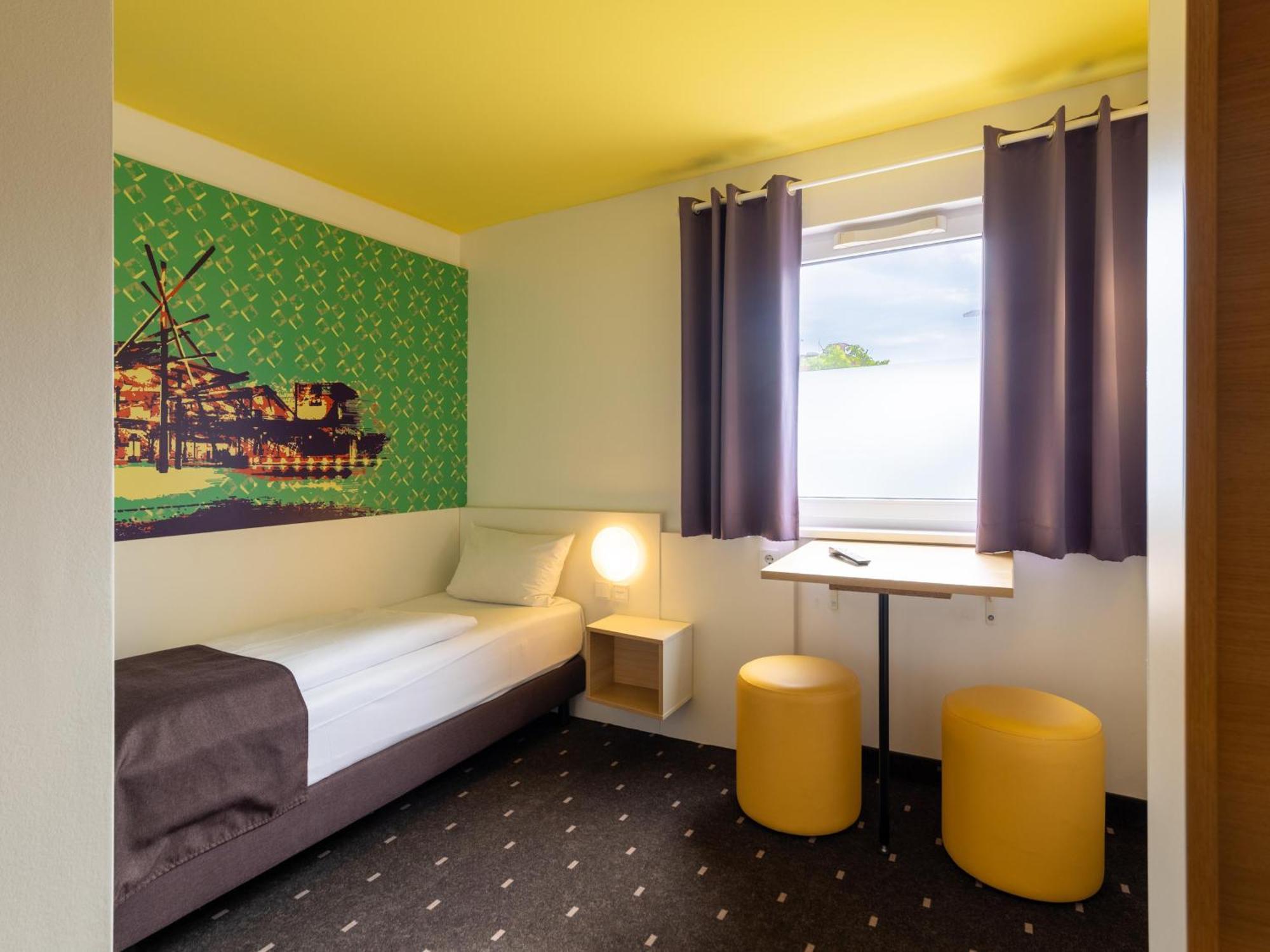 B&B Hotel Oberhausen Am Centro Esterno foto