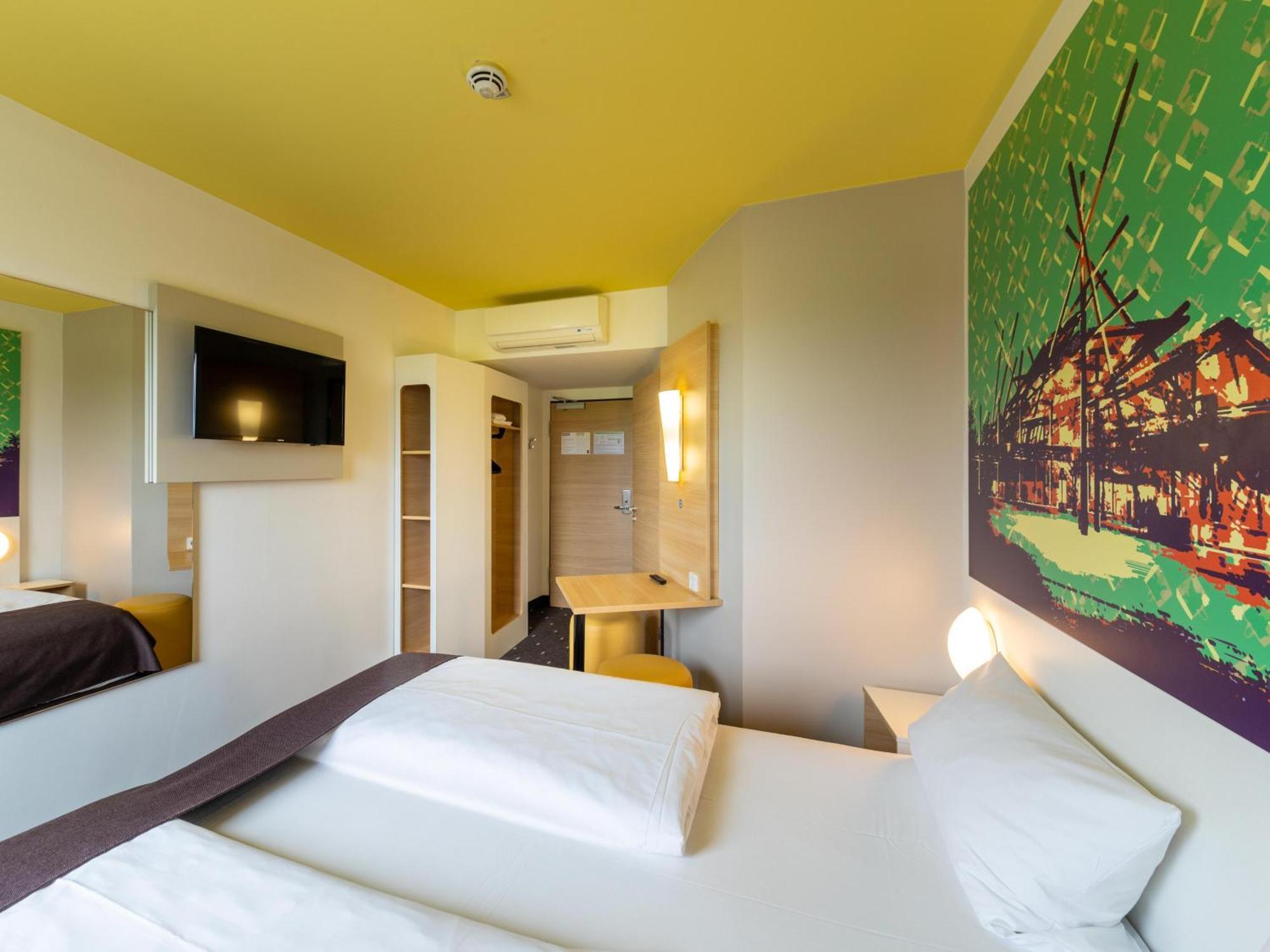 B&B Hotel Oberhausen Am Centro Esterno foto